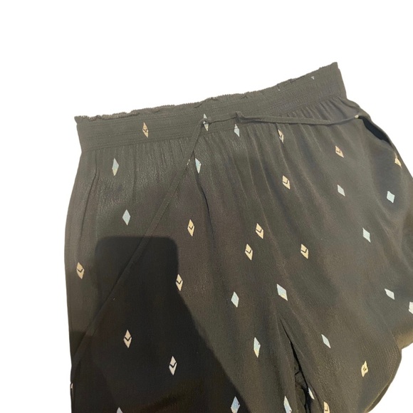 GENTLE FAWN flowy wide leg cropped pants - Picture 3 of 10